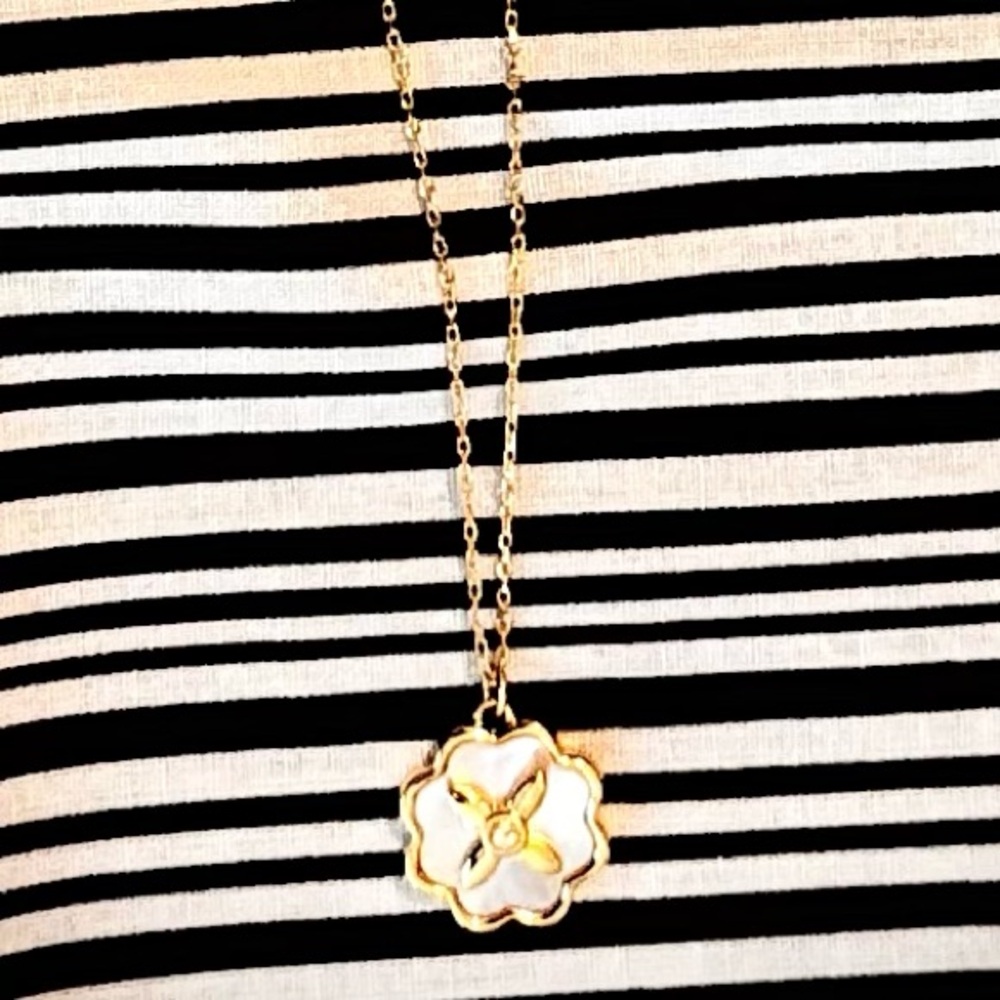 Kate Spade Heritage Bloom Pendant Necklace NWT